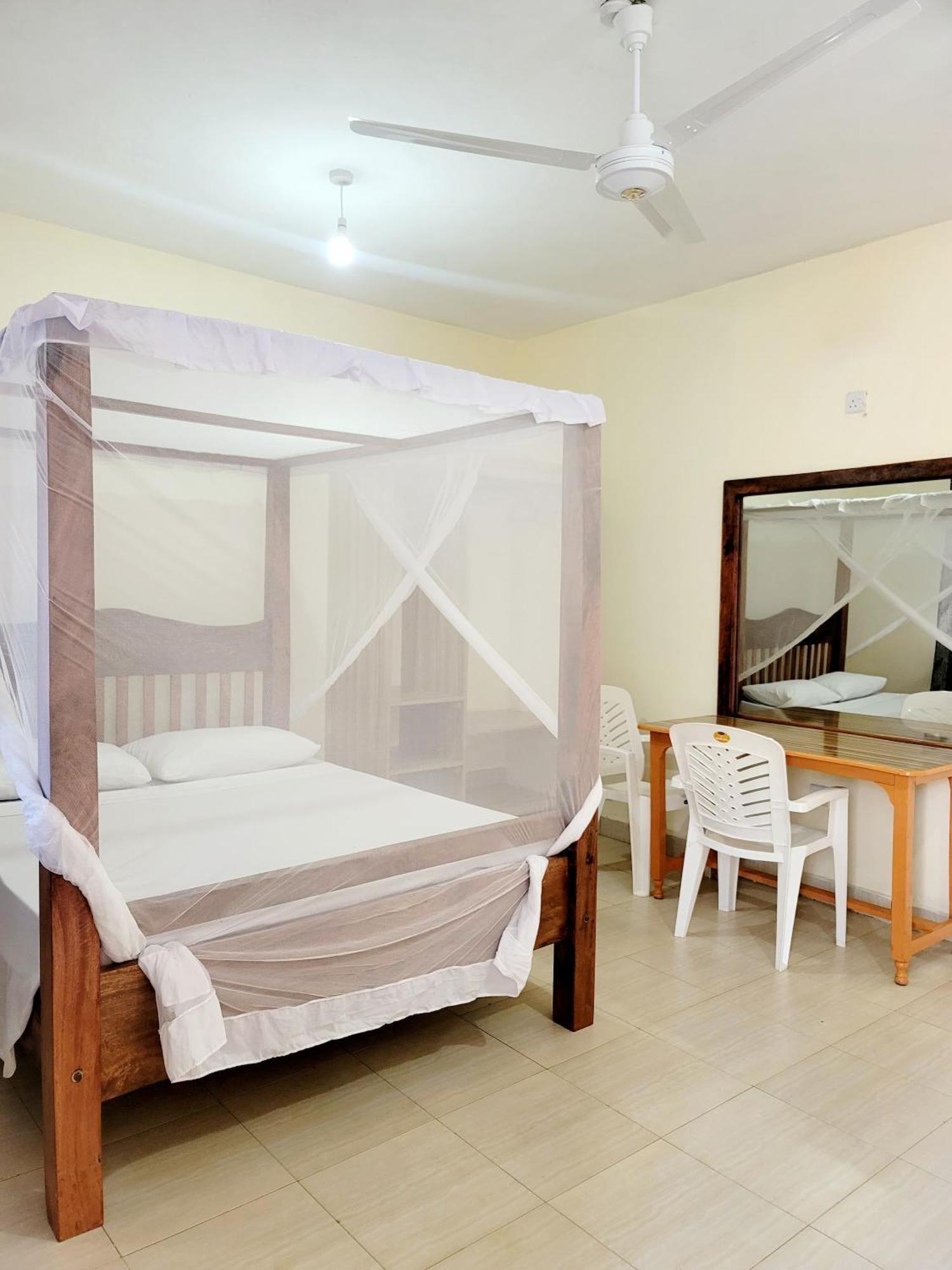 Casuarina Lounge Hotel Malindi Luaran gambar